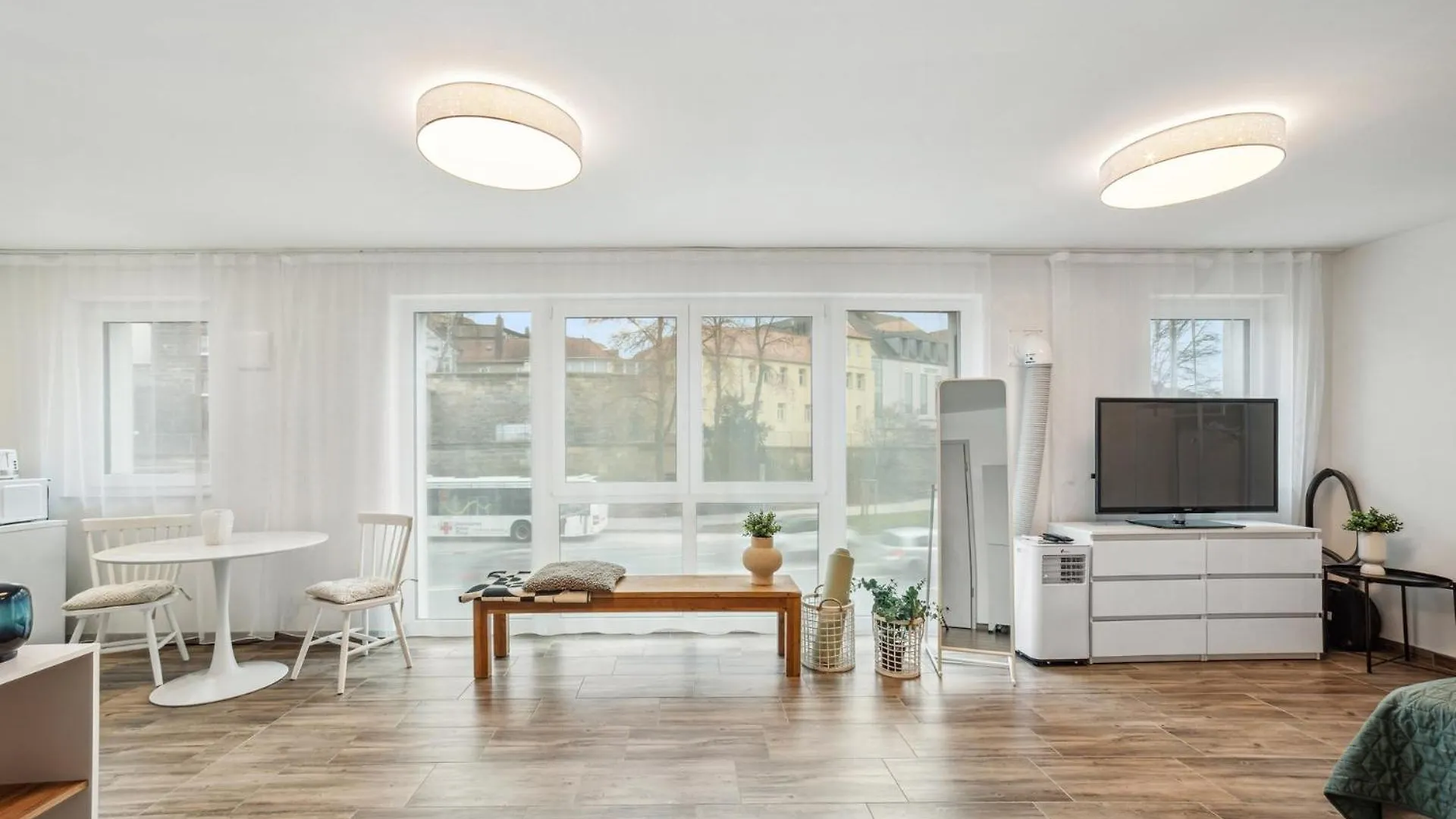 Sali Homes Elegant And Stylish Retreat In Heart Of Bayreuth, Close To River Apartment Bayreuth